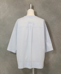 ハーフスリーブ刺繍プルオーバー 後（ライトブルー）