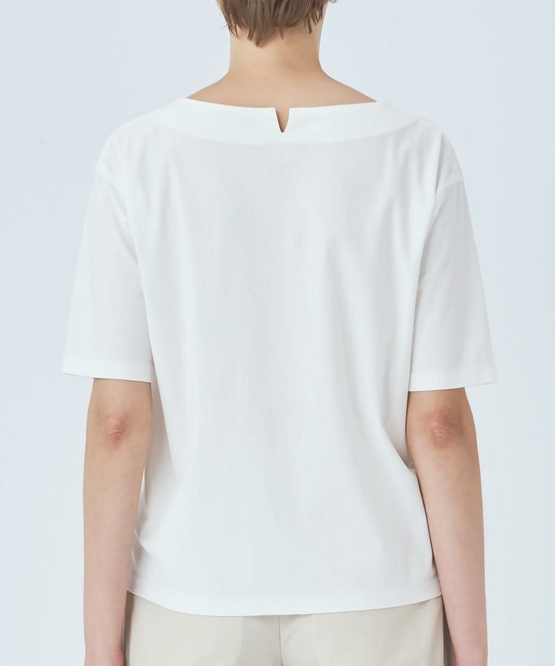 モデル着用画像（ホワイト）