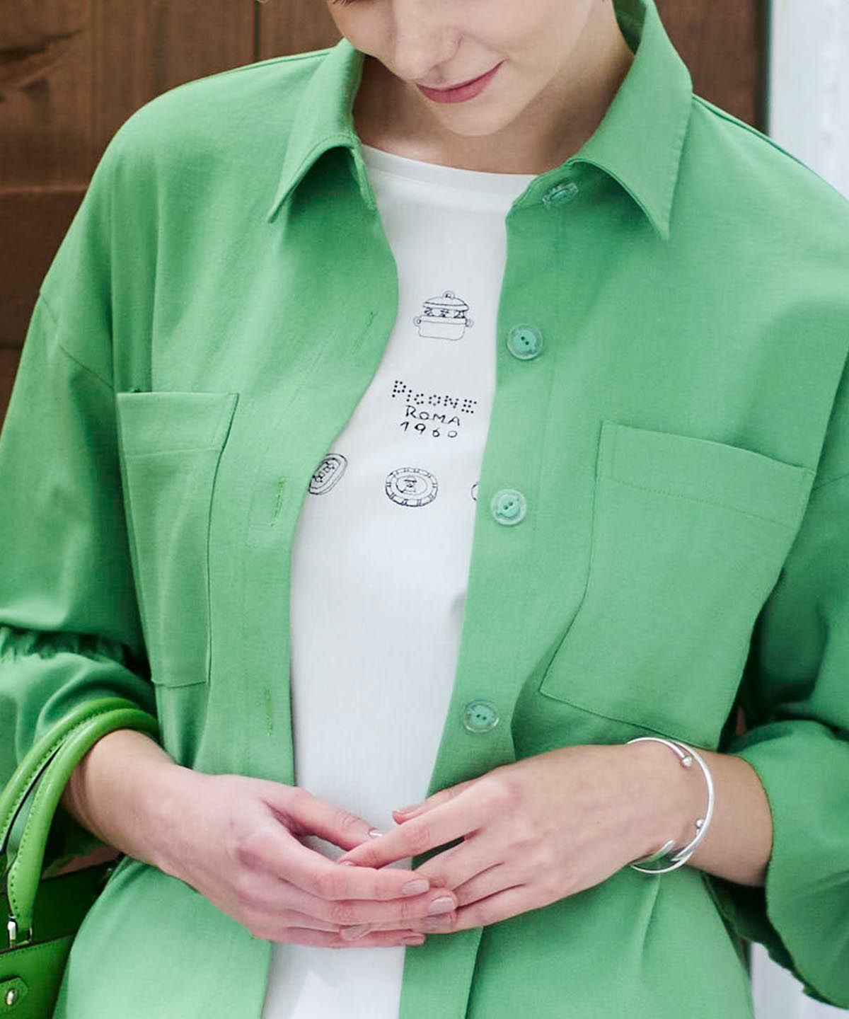 モデル着用画像（ホワイト）