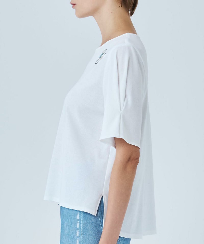 モデル着用画像（ホワイト）