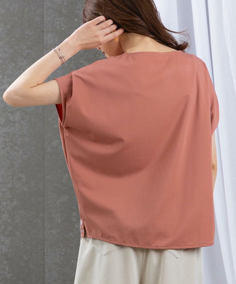 モデル着用画像(テラコッタ)