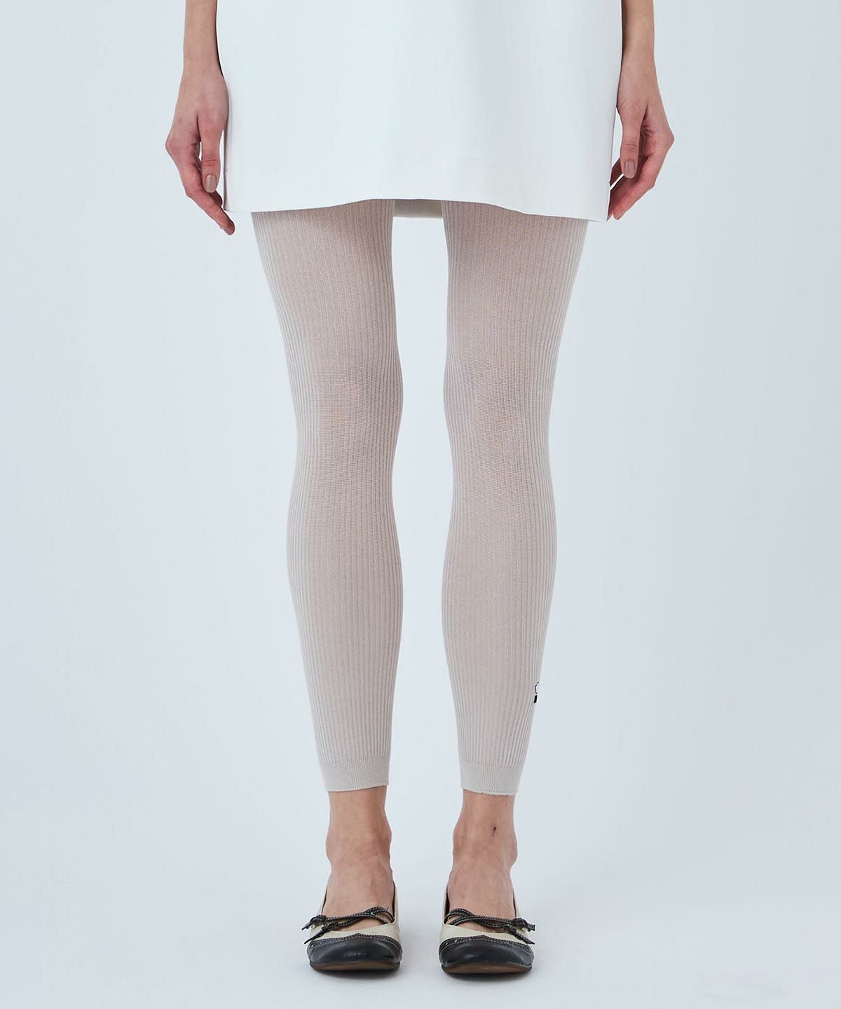 モデル着用画像（ライトグレー）