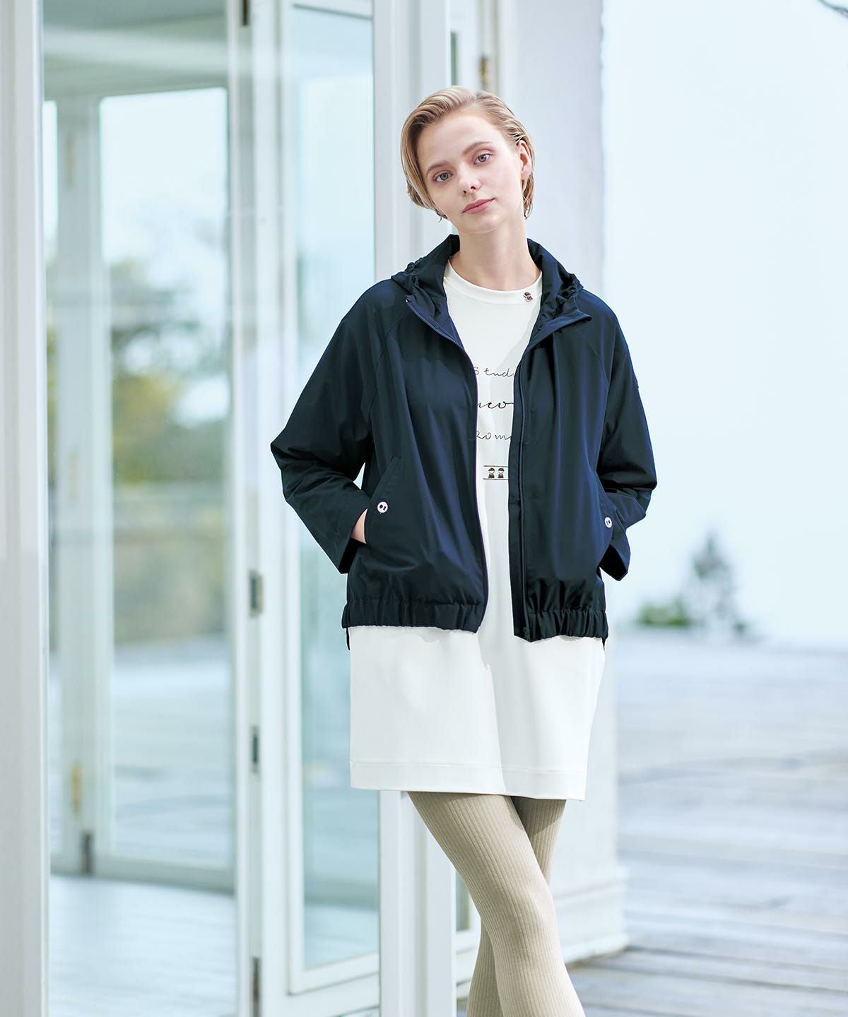 モデル着用画像（ライトグレー）