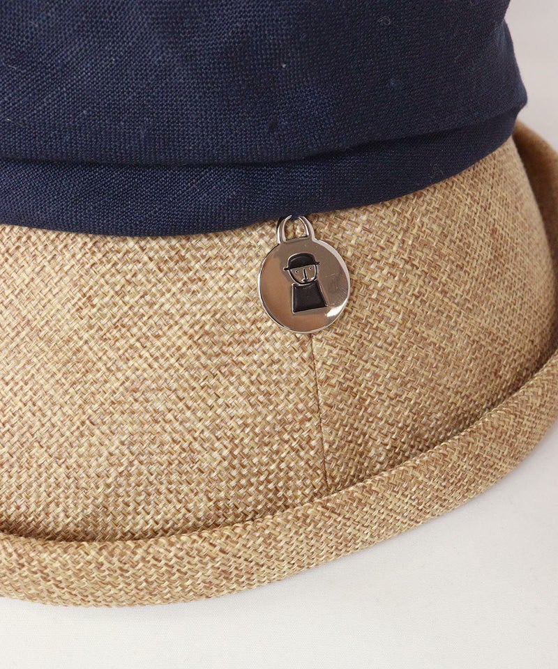 チャーム部分（ベージュ）