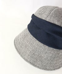 ツバ部分（ライトグレー）