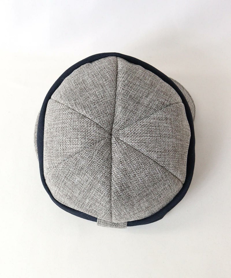 上部分（ライトグレー）