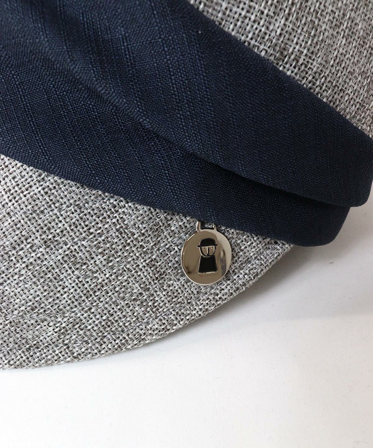 チャーム部分（ライトグレー）