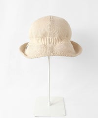 コットン混ボーラーハット後（ベージュ）