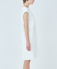 モデル着用画像（ホワイト）