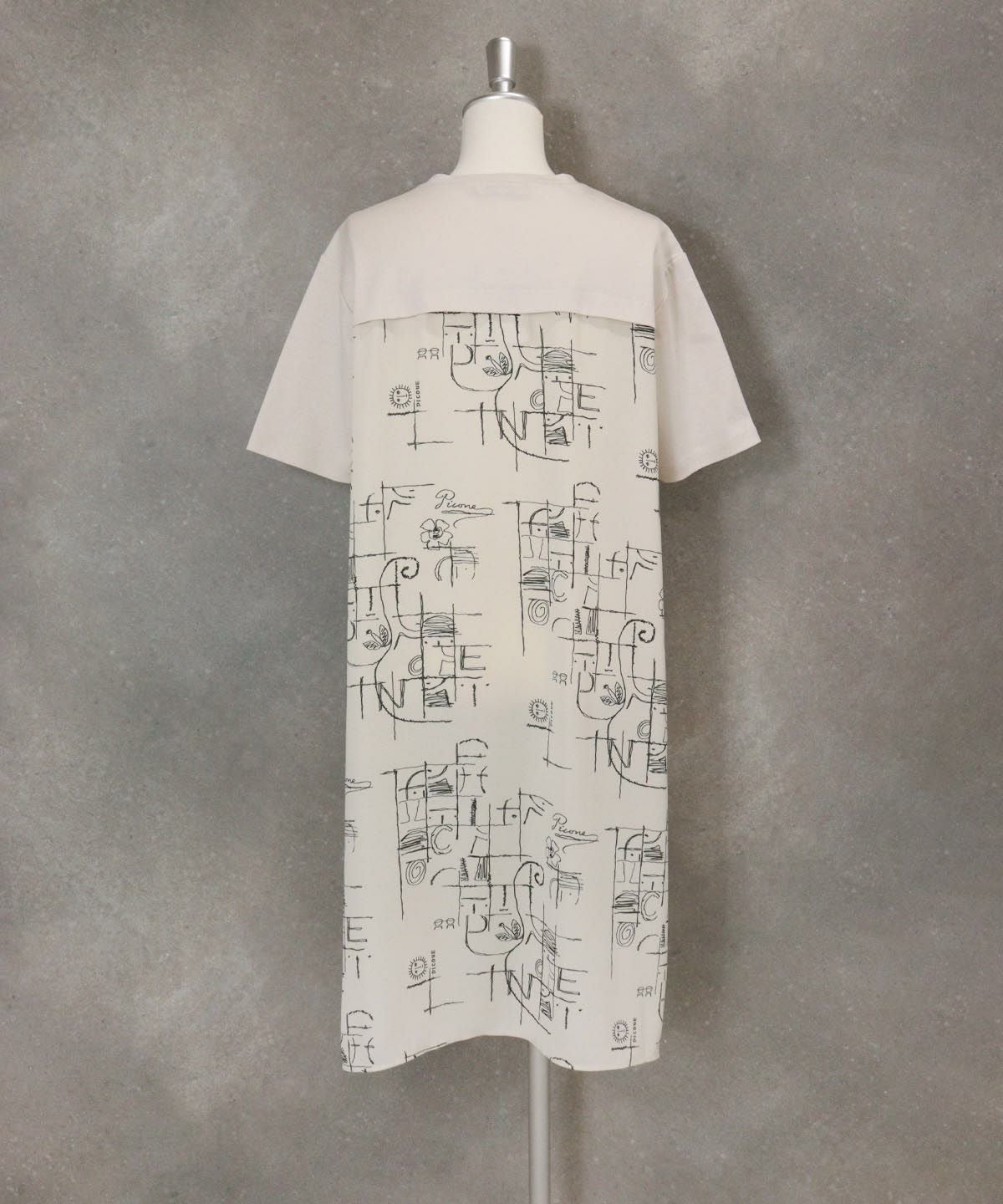 シフォン切替線画冷感ワンピース後(ベージュ）