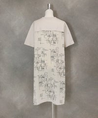 シフォン切替線画冷感ワンピース後(ベージュ）