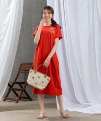 モデル着用画像（レッド）