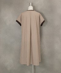 後ろ（ブラウン）