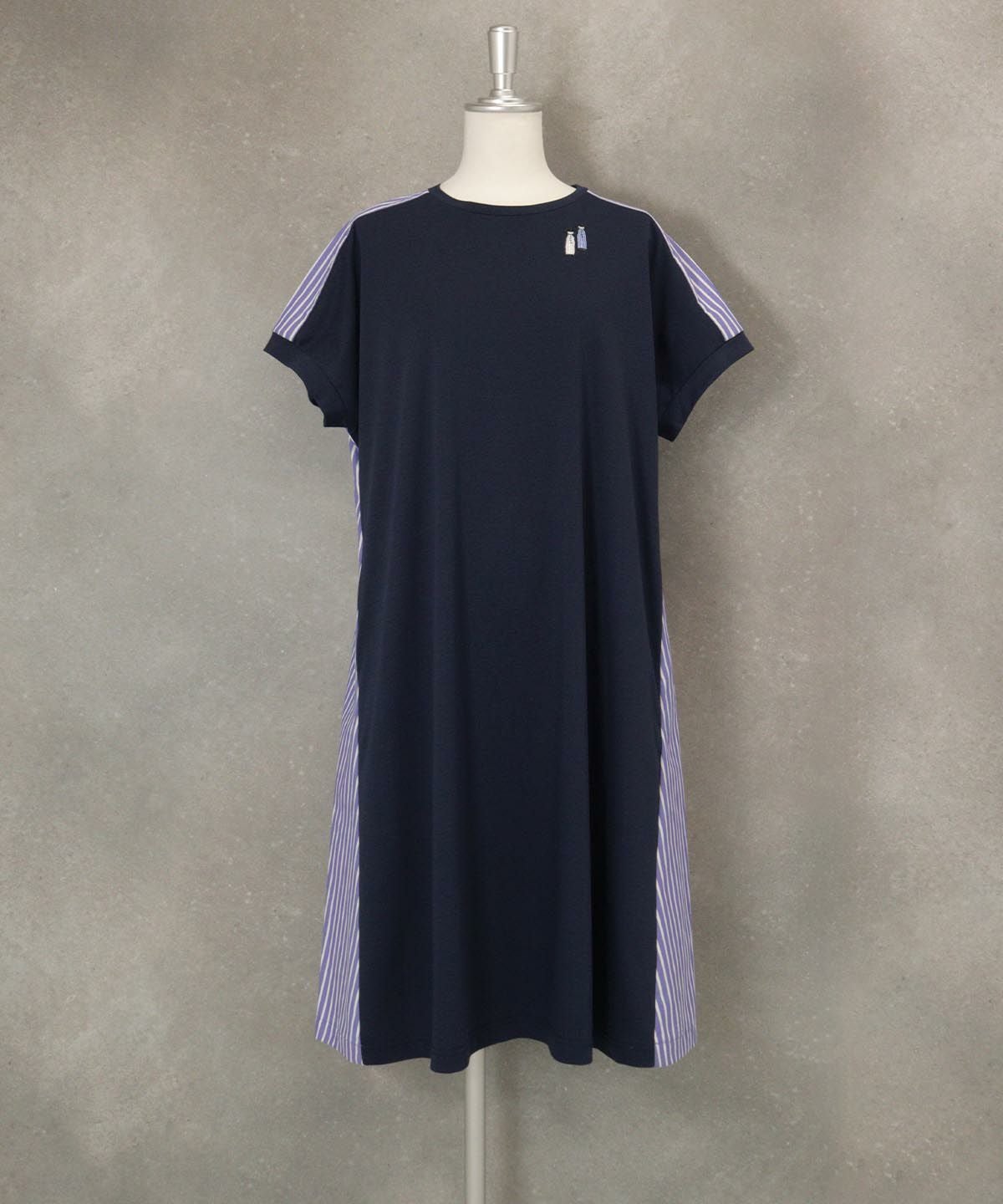 バックストライプワンピース(ネイビー)