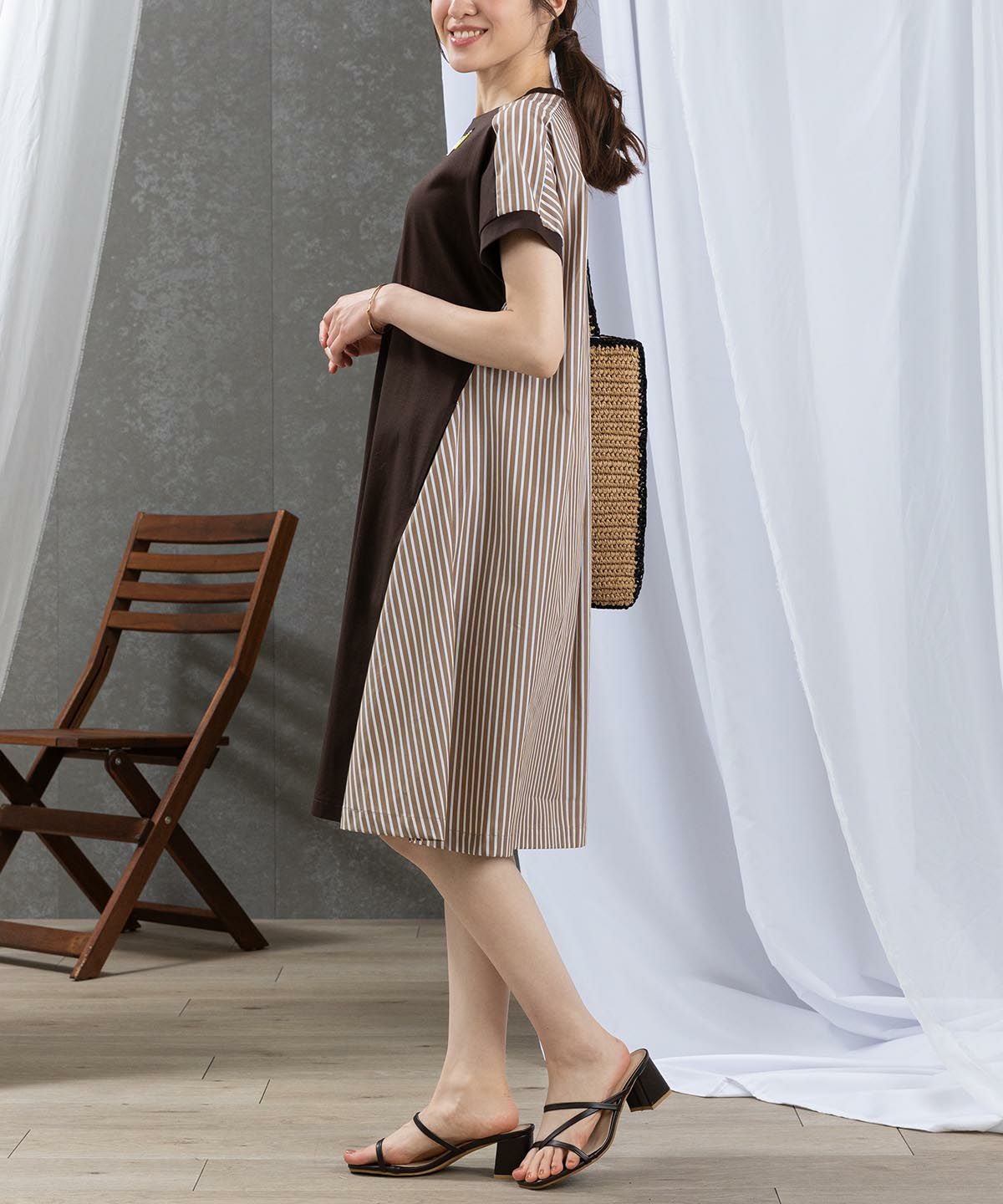 モデル着用(ブラウン)