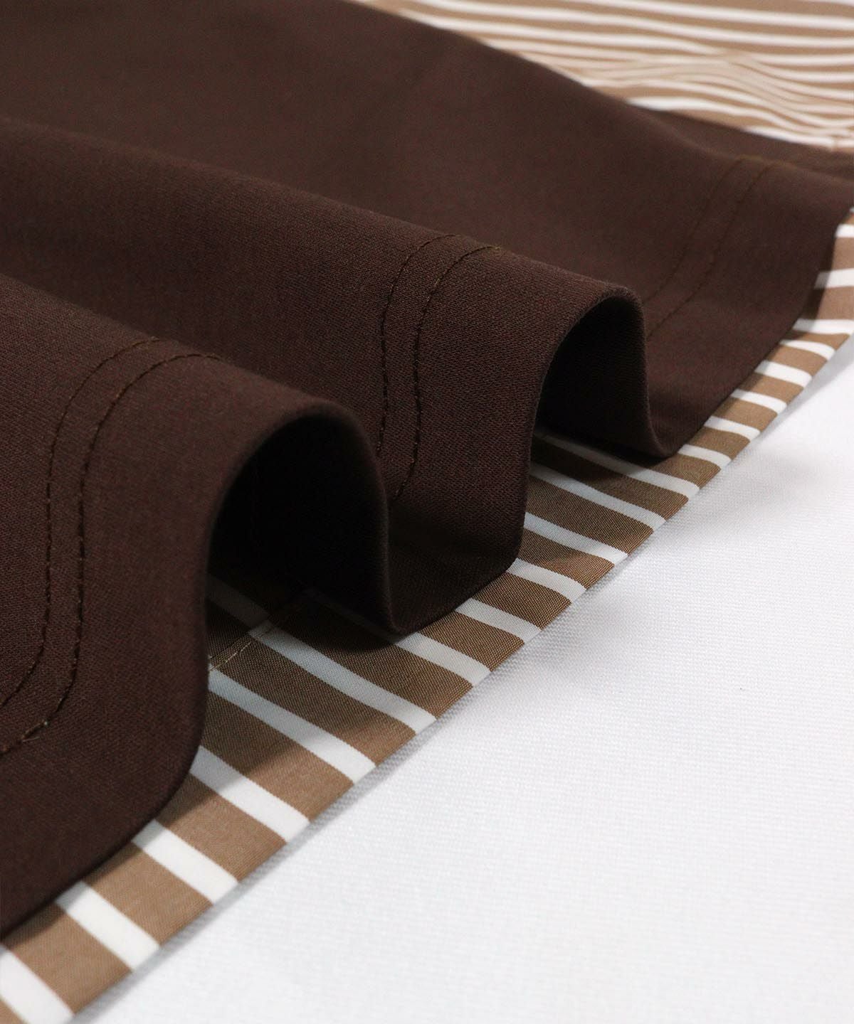 生地感（ブラウン）