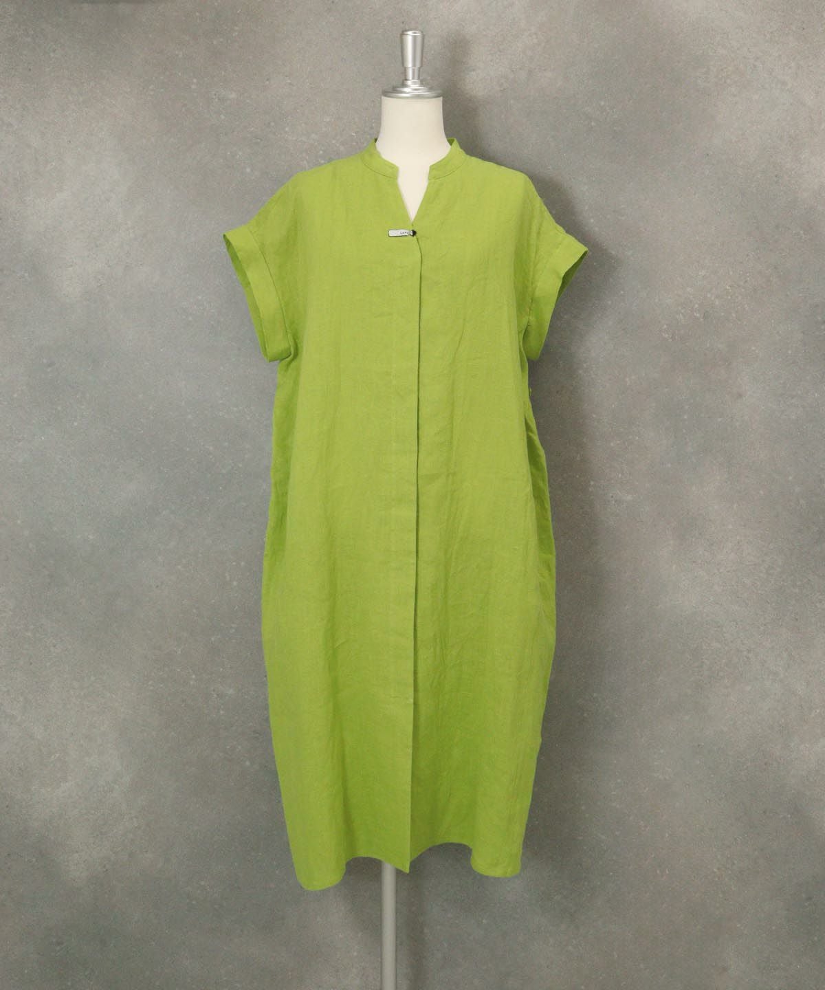 ビーズ刺繍リネンワンピース（ライトグリーン）