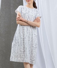 モデル着用画像（ライトグレー）