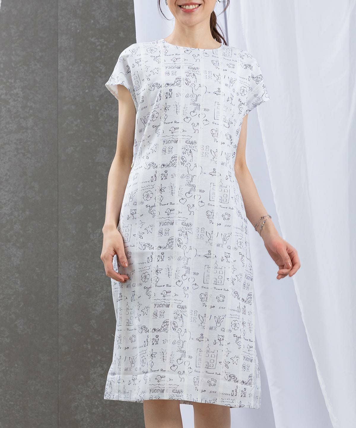 モデル着用画像(ライトグレー)