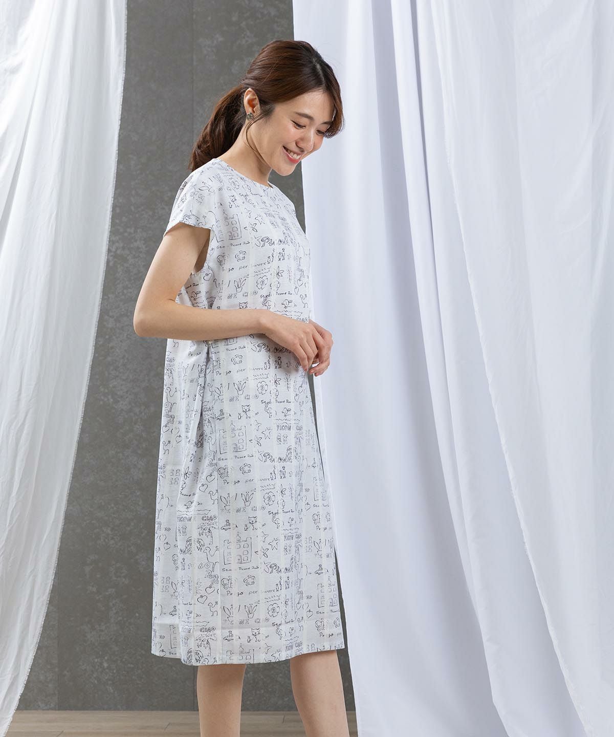 モデル着用画像(ライトグレー)