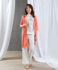 モデル着用画像（ホワイト）