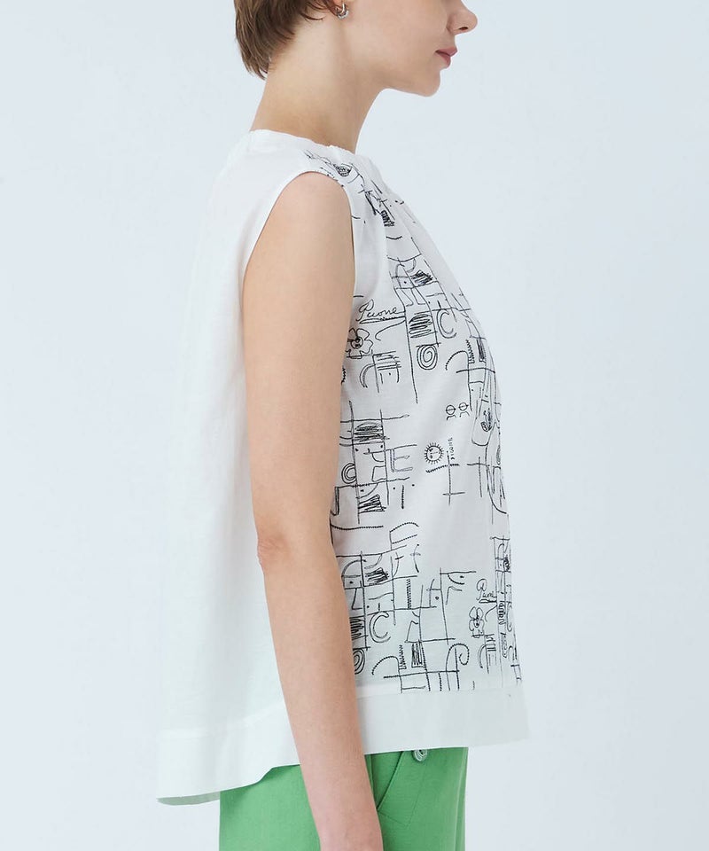 モデル着用画像（ホワイト）