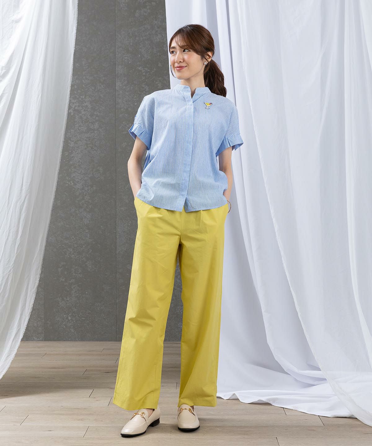 モデル着用画像（ブルー）