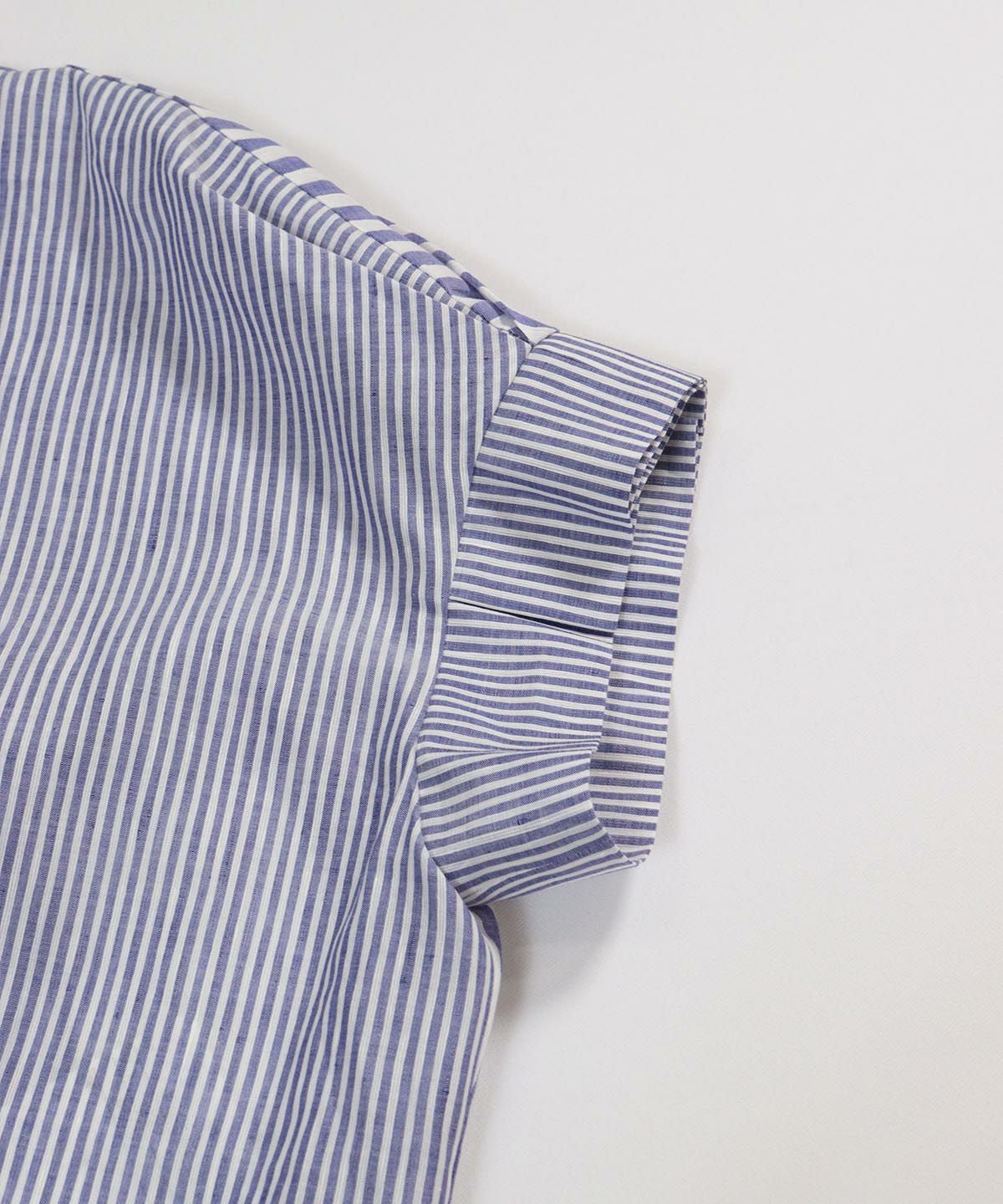 袖部分（ネイビー）