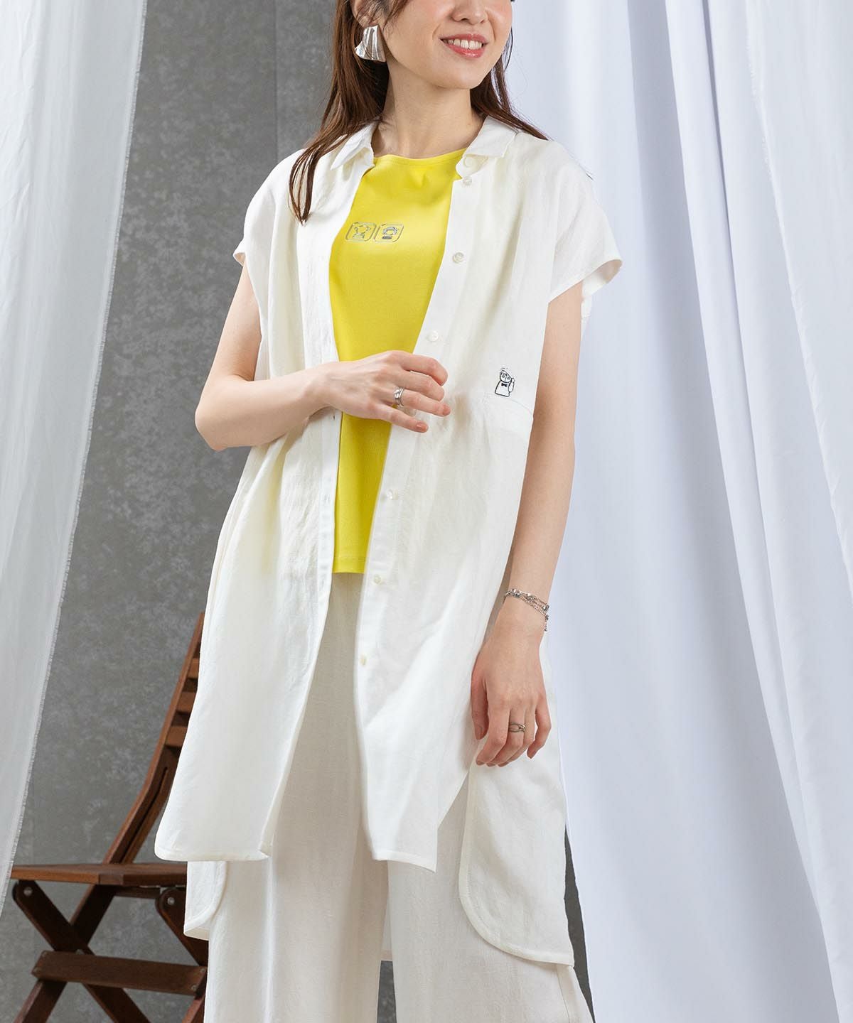 モデル着用画像（ホワイト）