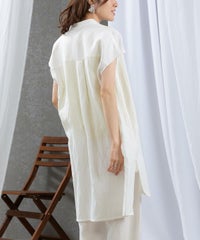 モデル着用画像（ホワイト）