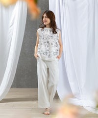 モデル着用画像（ホワイト）