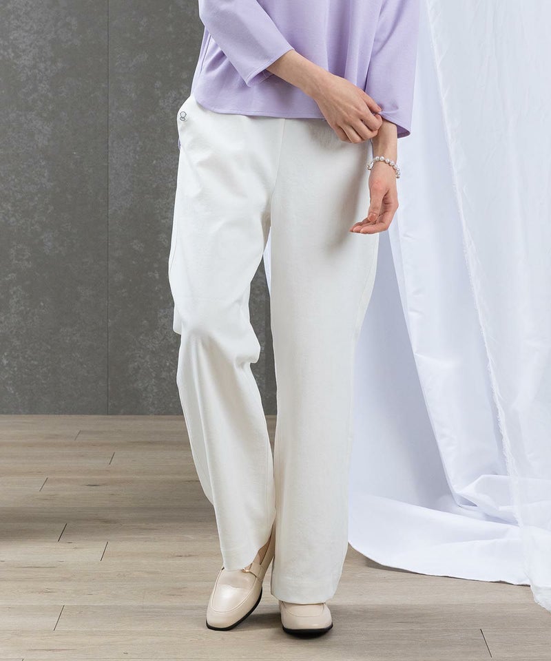 モデル着用画像（ホワイト）