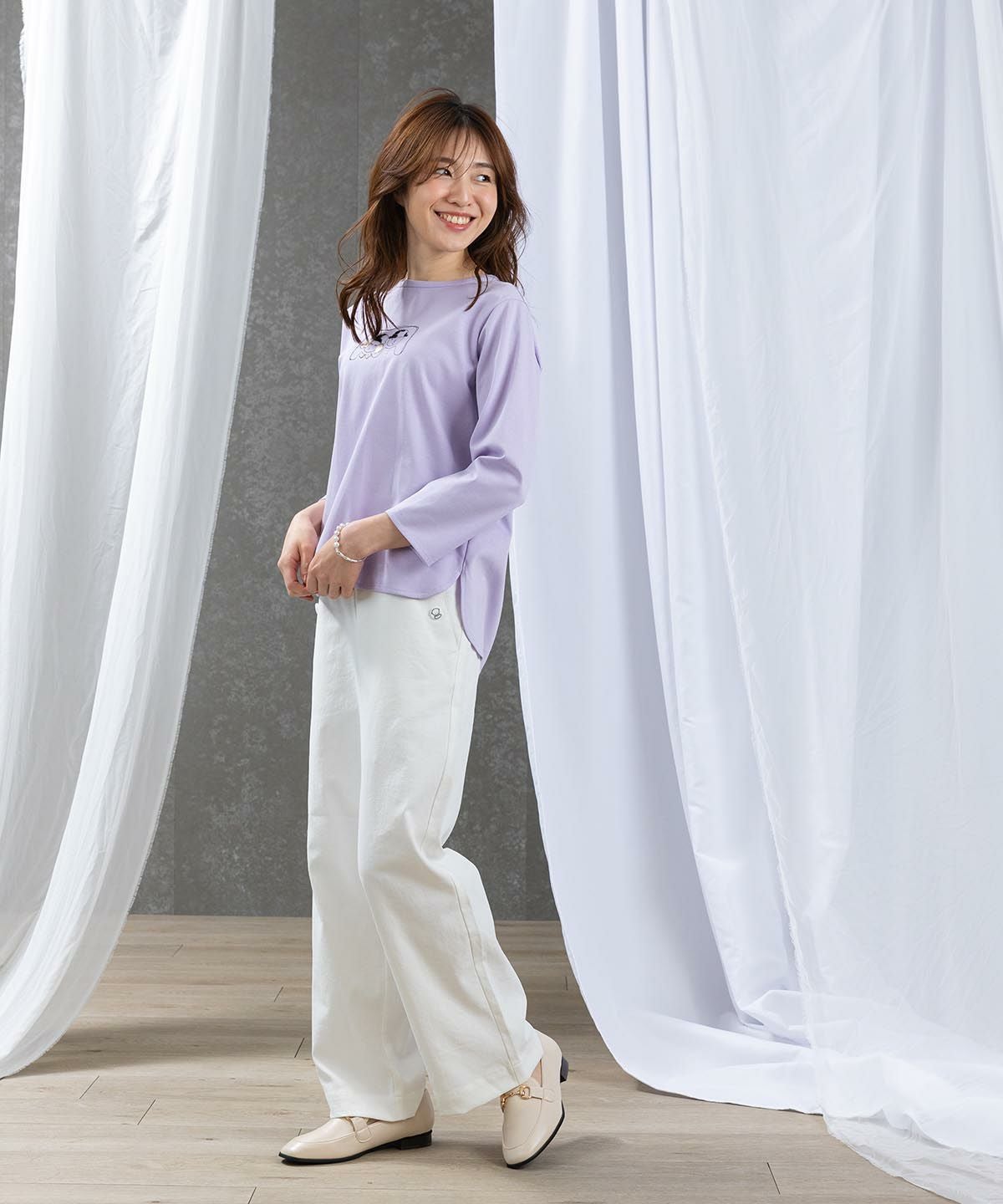 モデル着用画像（ホワイト）