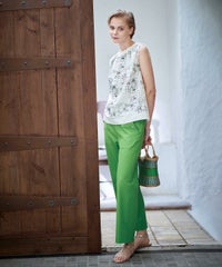 モデル着用画像（グリーン）