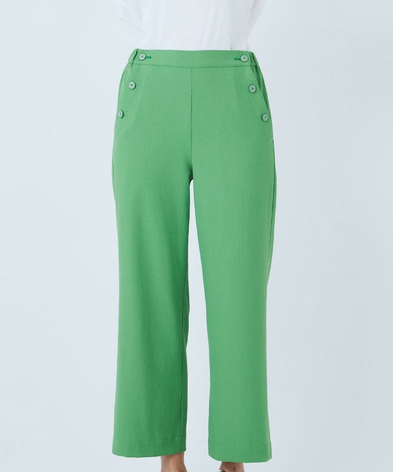 モデル着用画像（グリーン）