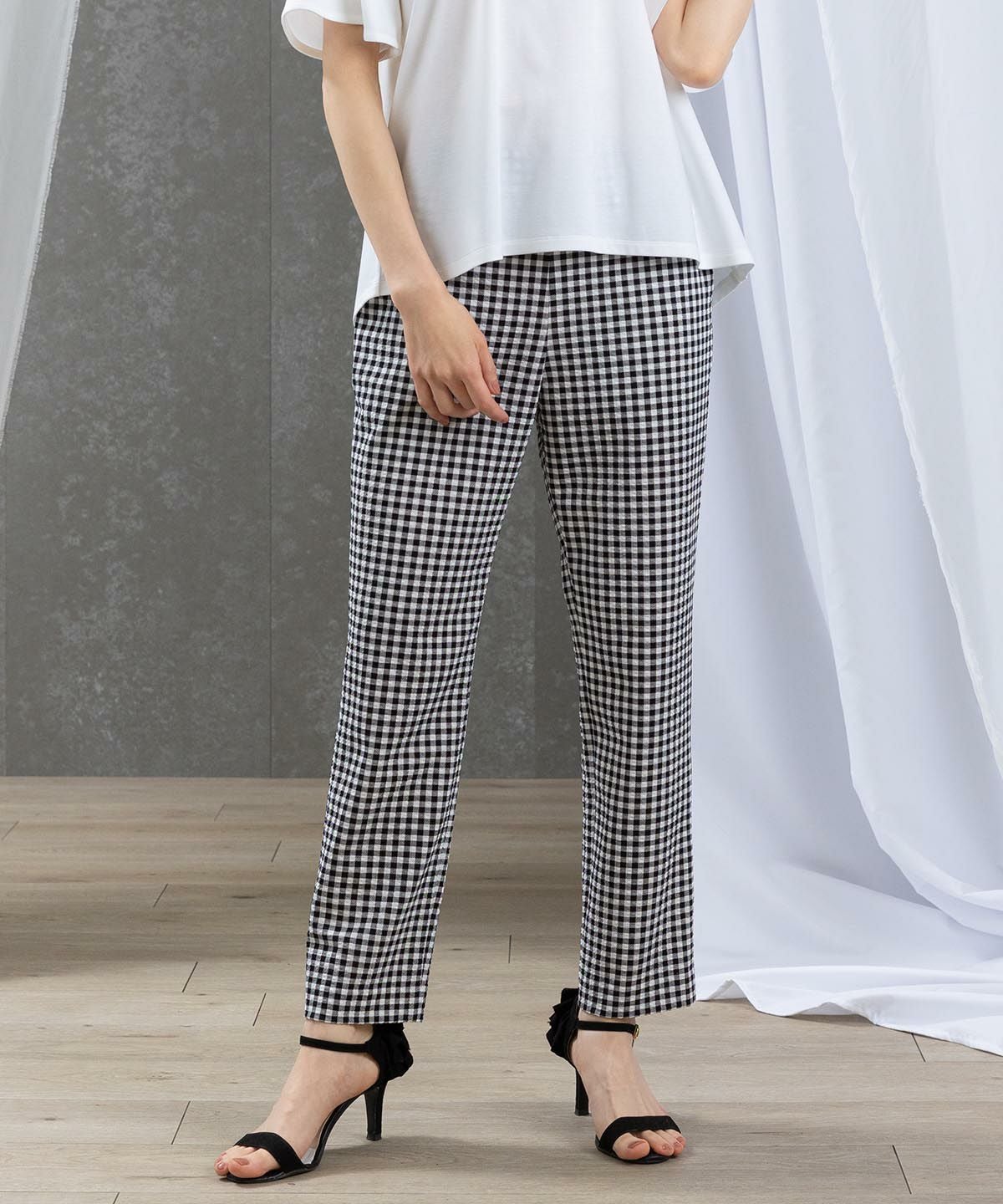 モデル着用画像（ブラック）