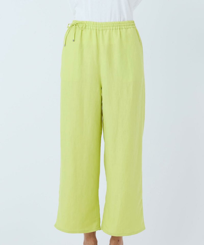 モデル着用画像（イエロー）