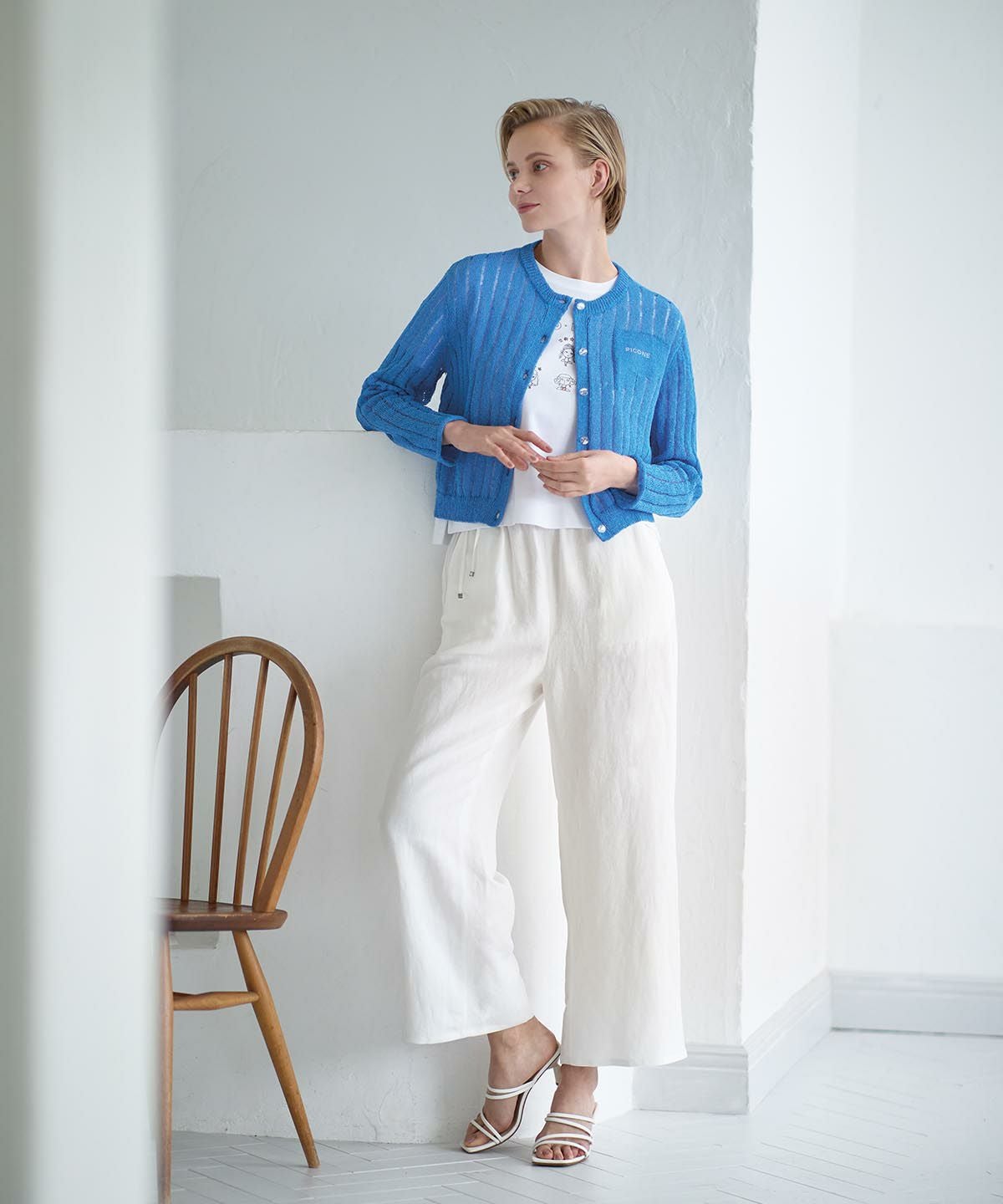 モデル着用画像（ブルー）