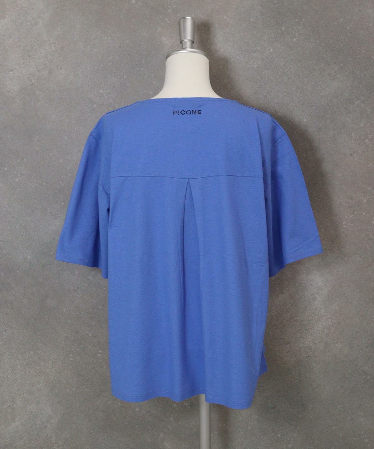 スリット袖冷感刺繍Tシャツ(ブルー)後ろ