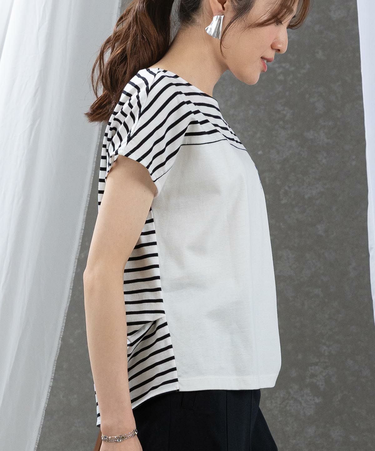 モデル着用（ホワイト）