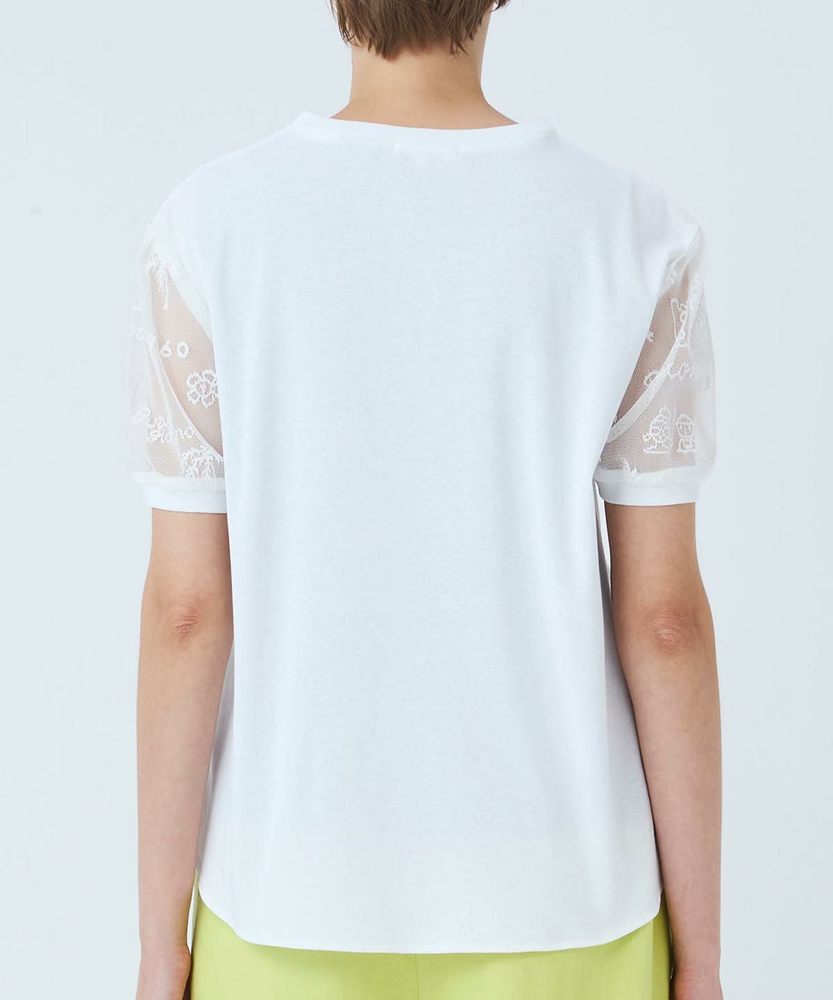 モデル着用画像（ホワイト）