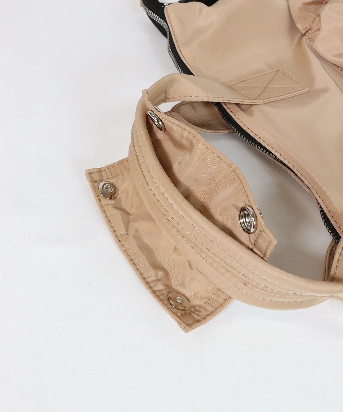 持ち手アップ(キャメル)