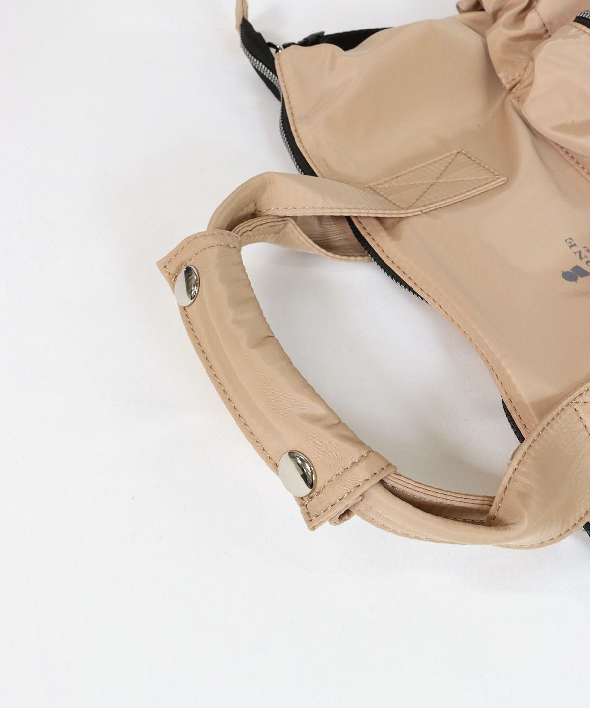 持ち手アップ(キャメル)