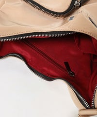 内側(キャメル)