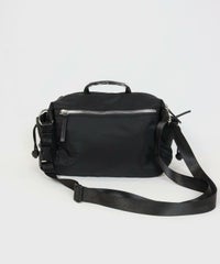 ボックス型ショルダーバッグ(ブラック)後ろ