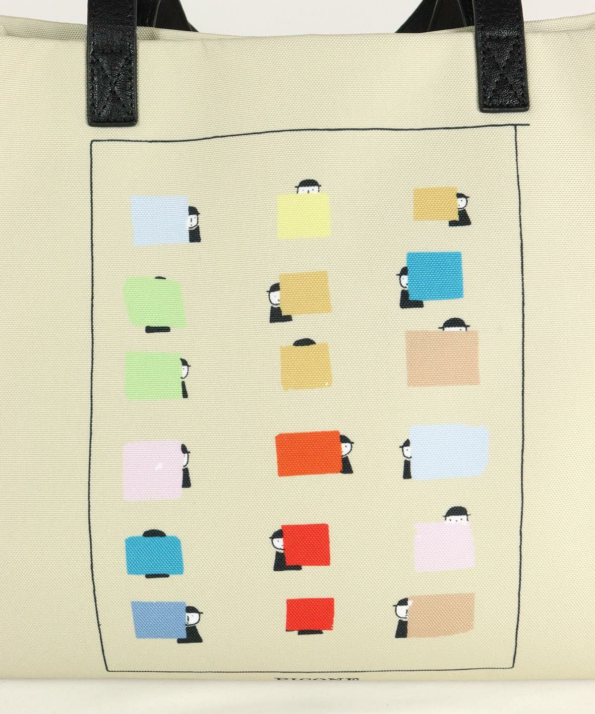 デザイン部分（ベージュ）