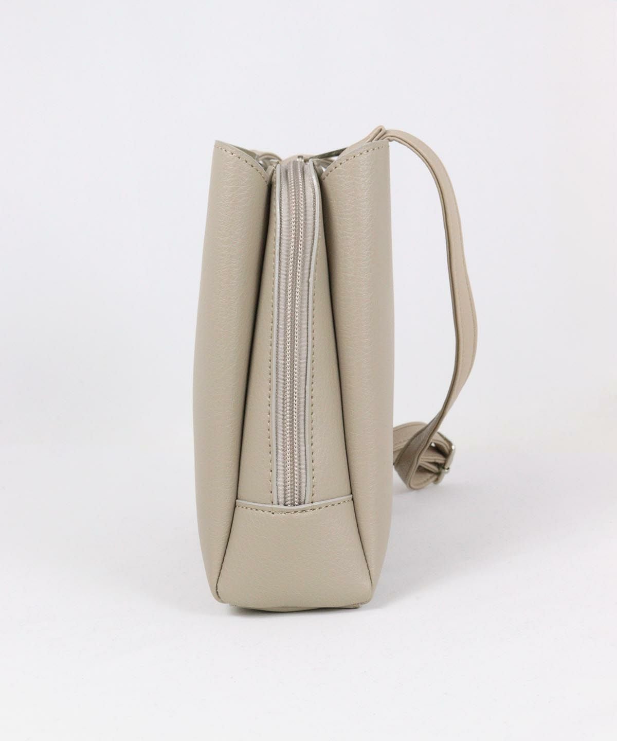 バッグ横（ベージュ）