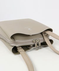 内側部分（ベージュ）