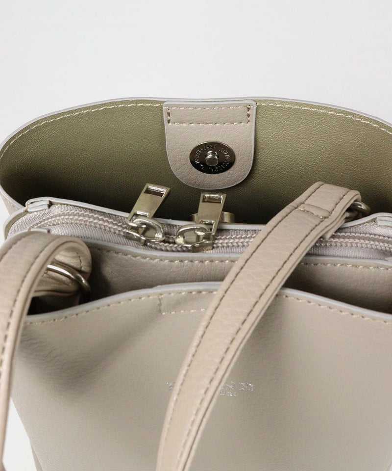 ファスナー部分（ベージュ）