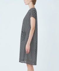 モデル着用画像(ブラック)